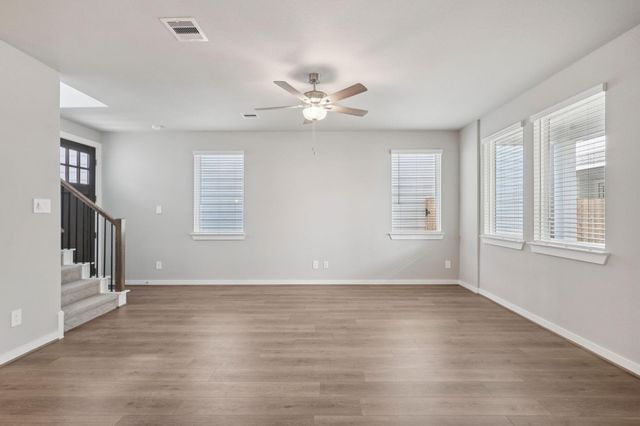 714 Sand Dollar Drive, Kemah, TX 77565