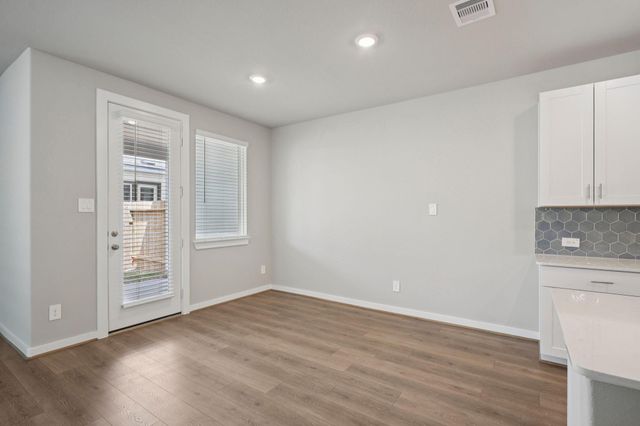 714 Sand Dollar Drive, Kemah, TX 77565