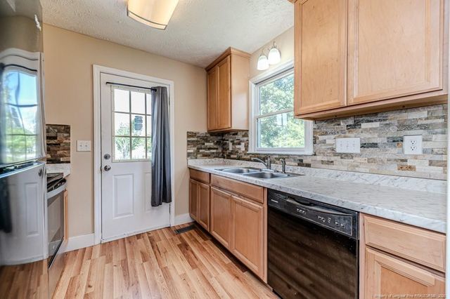 937 Glen Reilly Drive, Fayetteville, NC 28314