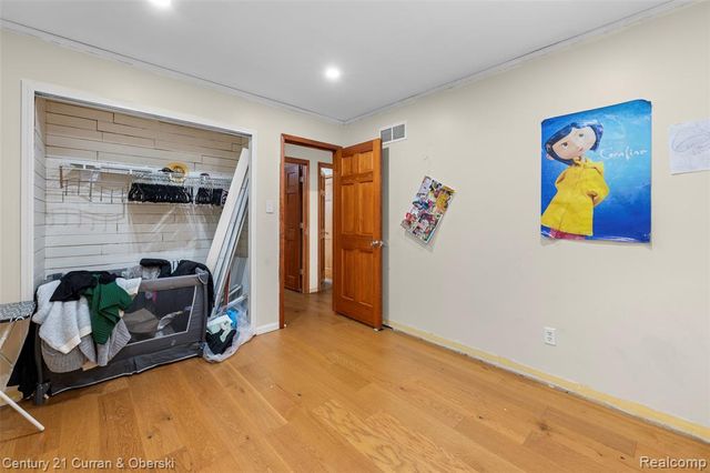 1399 Elmhurst Street, Canton, MI 48187