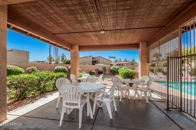 805 S SYCAMORE Street 203, Mesa, AZ 85202
