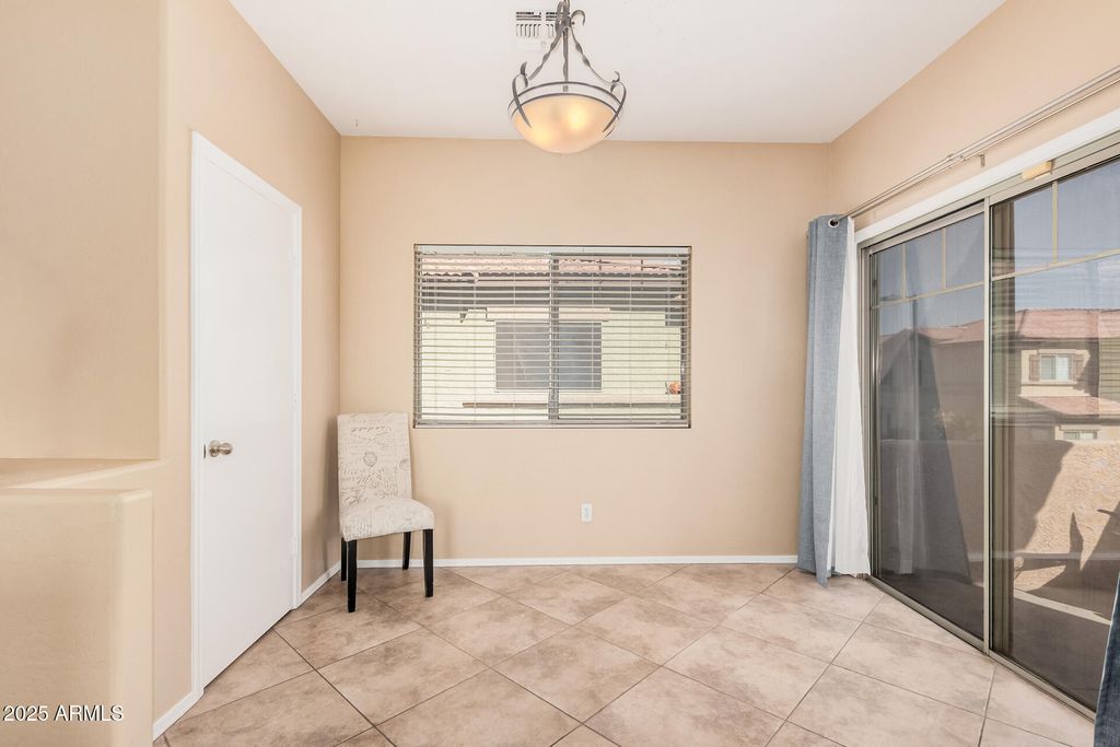 805 S SYCAMORE Street 203, Mesa, AZ 85202 — photo 5