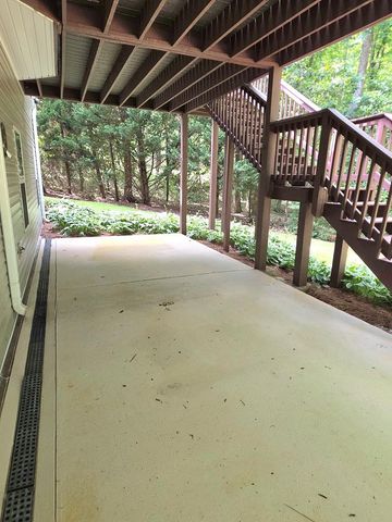 640 Lake Drive, Pine Mountain, GA 31822