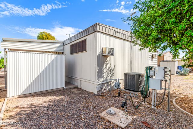 2650 W UNION HILLS Drive 112, Phoenix, AZ 85027