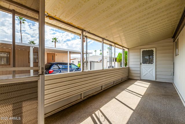 2650 W UNION HILLS Drive 112, Phoenix, AZ 85027
