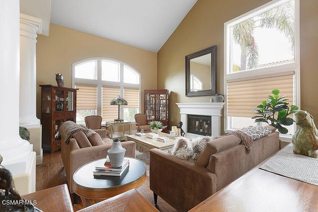 136 Heath Meadow Place, Simi Valley, CA 93065
