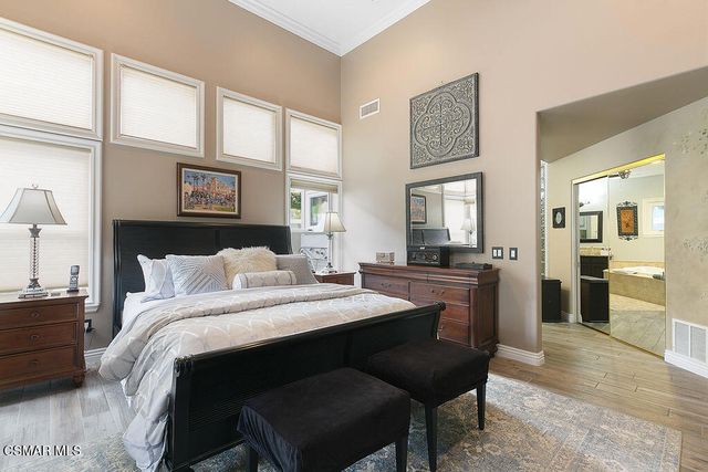 136 Heath Meadow Place, Simi Valley, CA 93065