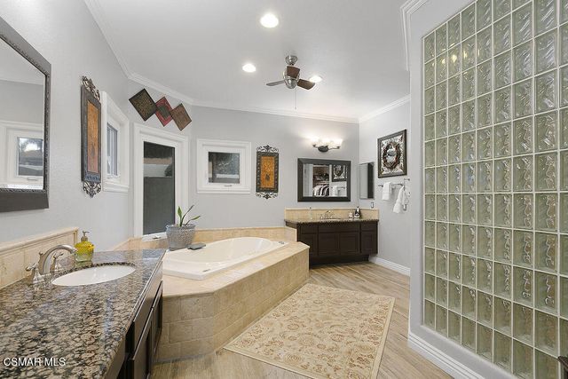 136 Heath Meadow Place, Simi Valley, CA 93065