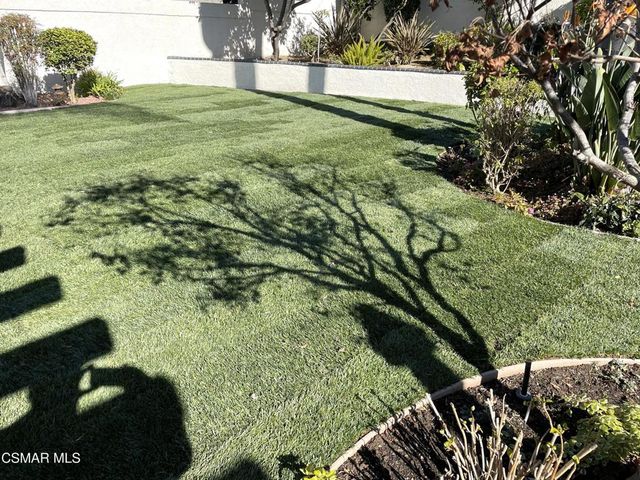136 Heath Meadow Place, Simi Valley, CA 93065