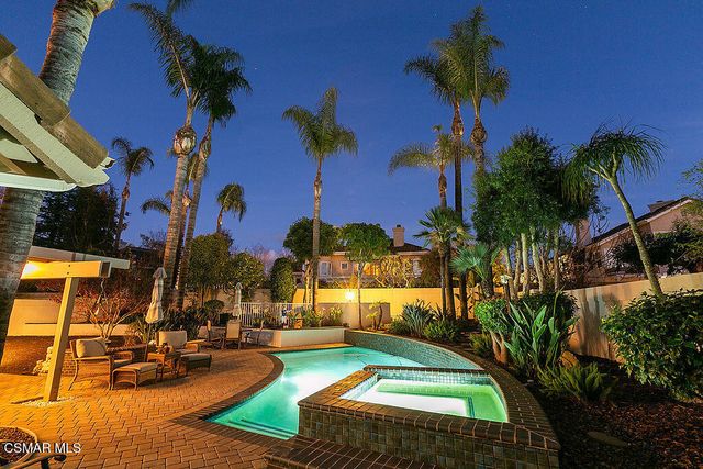 136 Heath Meadow Place, Simi Valley, CA 93065
