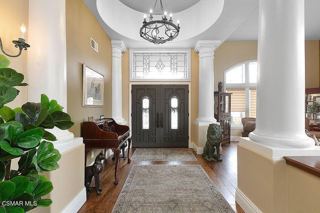 136 Heath Meadow Place, Simi Valley, CA 93065