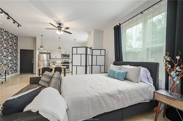 603 South Sims Avenue S 113, Bryan, TX 77803