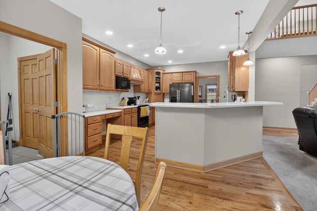 4745 N OLD BARCLAY RIDG RD, Columbia, MO 65202