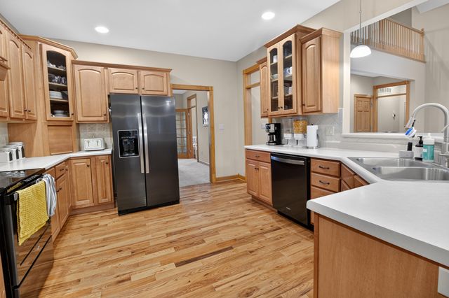4745 N OLD BARCLAY RIDG RD, Columbia, MO 65202