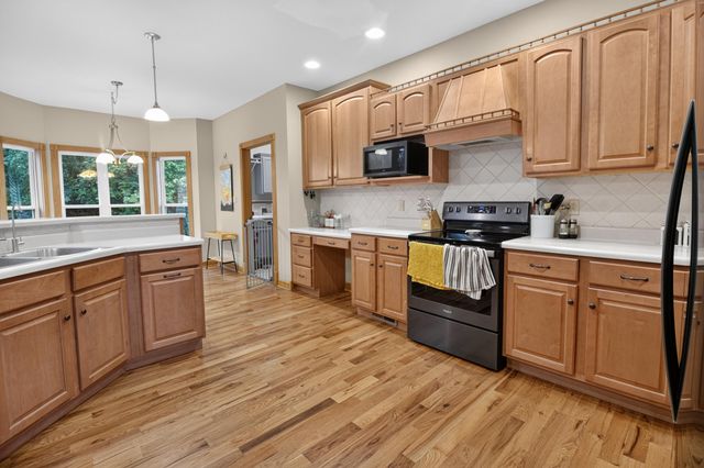4745 N OLD BARCLAY RIDG RD, Columbia, MO 65202