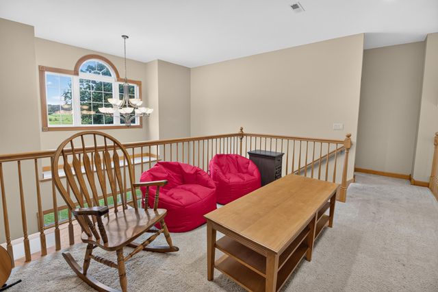 4745 N OLD BARCLAY RIDG RD, Columbia, MO 65202