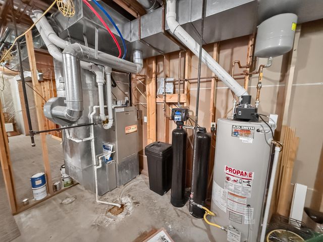4745 N OLD BARCLAY RIDG RD, Columbia, MO 65202