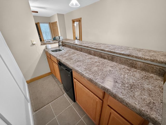 4745 N OLD BARCLAY RIDG RD, Columbia, MO 65202