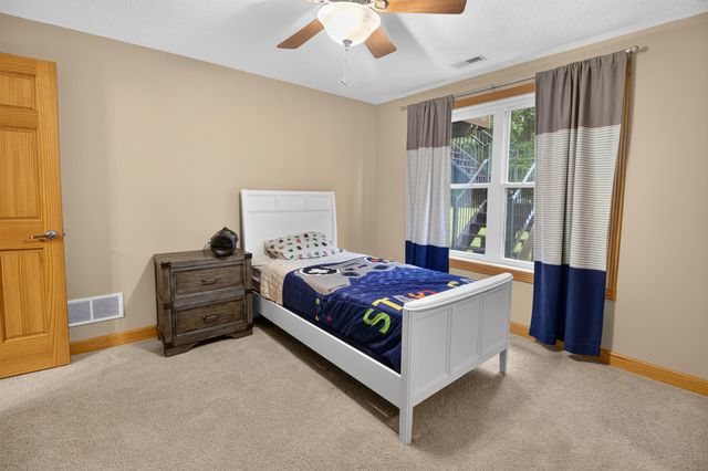 4745 N OLD BARCLAY RIDG RD, Columbia, MO 65202