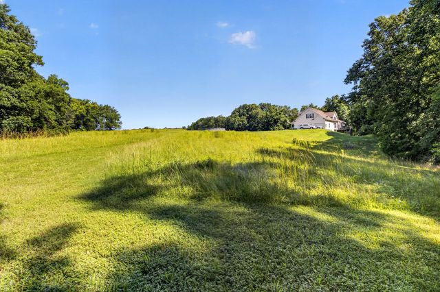 4745 N OLD BARCLAY RIDG RD, Columbia, MO 65202