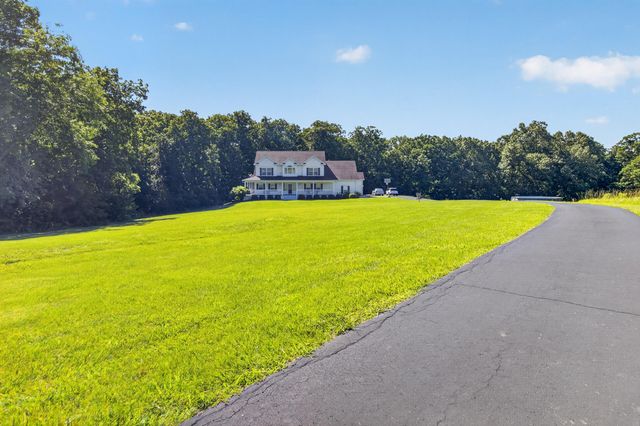 4745 N OLD BARCLAY RIDG RD, Columbia, MO 65202
