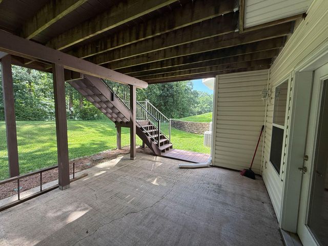 4745 N OLD BARCLAY RIDG RD, Columbia, MO 65202