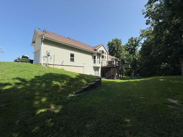 4745 N OLD BARCLAY RIDG RD, Columbia, MO 65202