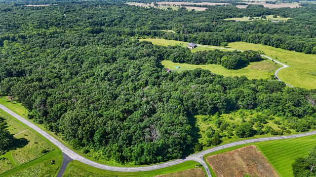 4745 N OLD BARCLAY RIDG RD, Columbia, MO 65202
