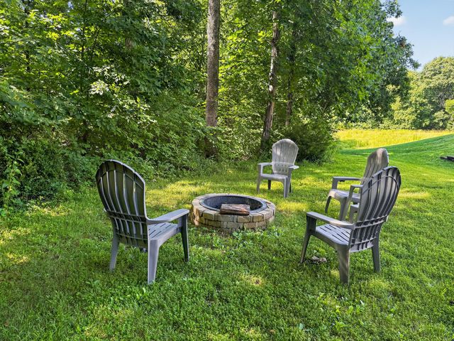 4745 N OLD BARCLAY RIDG RD, Columbia, MO 65202