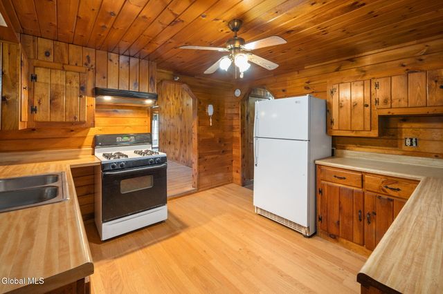 941 W Richmondville Road, Seward, NY 12043