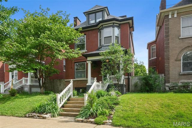 3650 Juniata Street, St Louis, MO 63116
