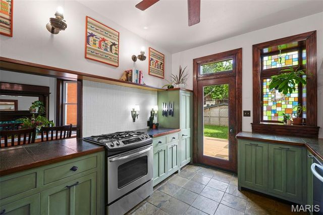 3650 Juniata Street, St Louis, MO 63116