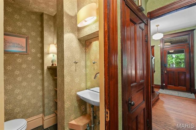 3650 Juniata Street, St Louis, MO 63116