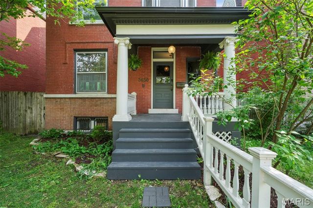 3650 Juniata Street, St Louis, MO 63116