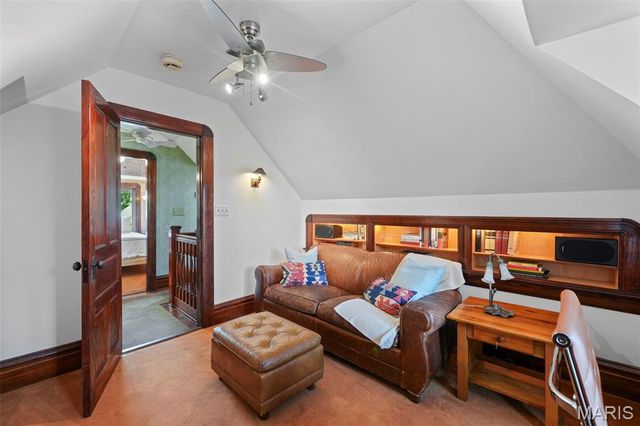 3650 Juniata Street, St Louis, MO 63116