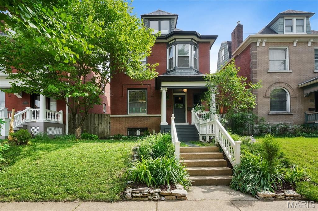 3650 Juniata Street, St Louis, MO 63116