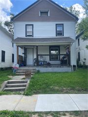 1616 Oakridge, Dayton, OH 45417