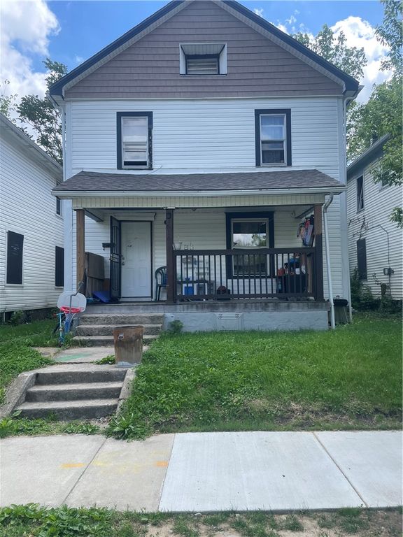 1616 Oakridge, Dayton, OH 45417