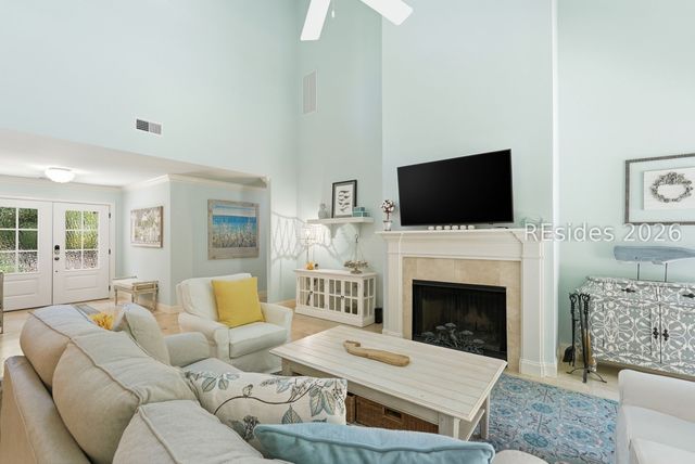 7 Wildwood Ct, Hilton Head Island, SC 29928