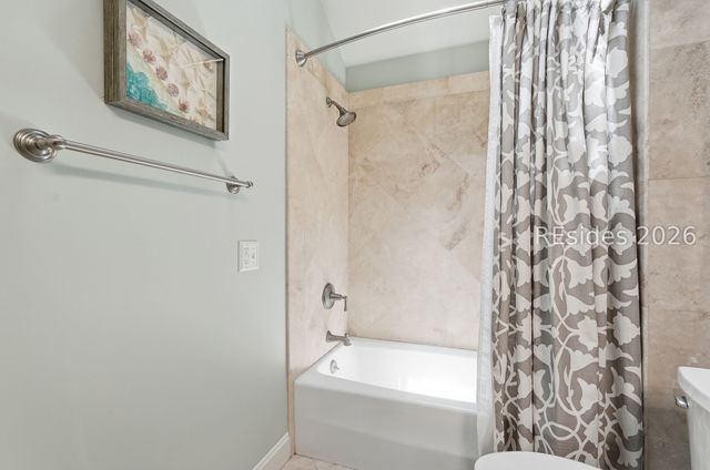 7 Wildwood Ct, Hilton Head Island, SC 29928