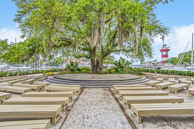 7 Wildwood Ct, Hilton Head Island, SC 29928