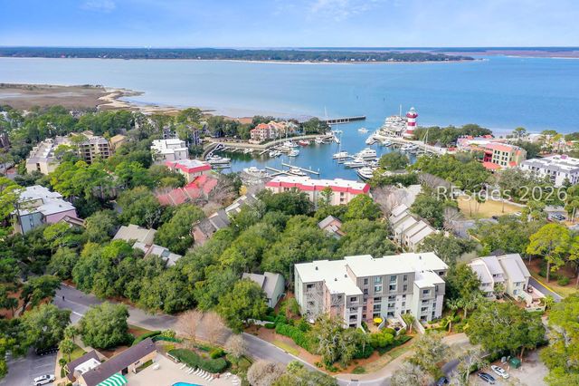 7 Wildwood Ct, Hilton Head Island, SC 29928