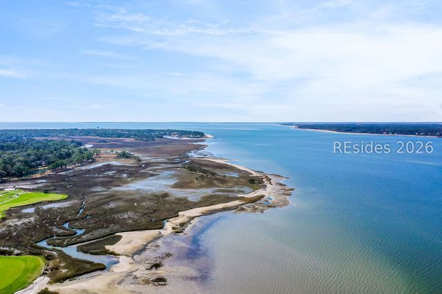 7 Wildwood Ct, Hilton Head Island, SC 29928