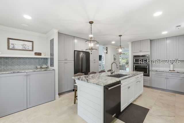 7 Wildwood Ct, Hilton Head Island, SC 29928
