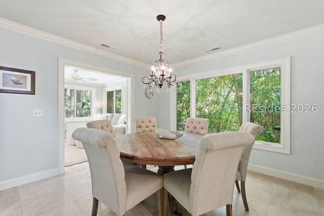 7 Wildwood Ct, Hilton Head Island, SC 29928