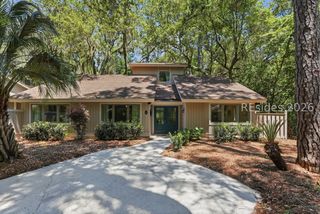7 Wildwood Ct, Hilton Head Island, SC 29928