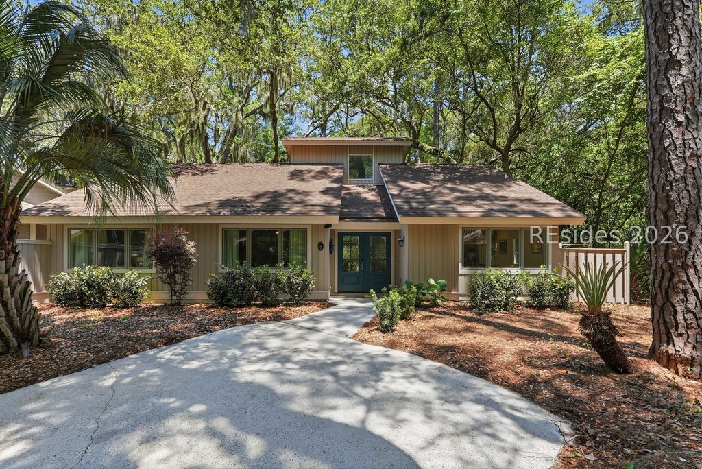 7 Wildwood Ct, Hilton Head Island, SC 29928