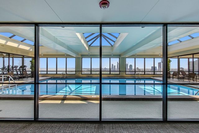 360 E Randolph Street 2506, Chicago, IL 60601