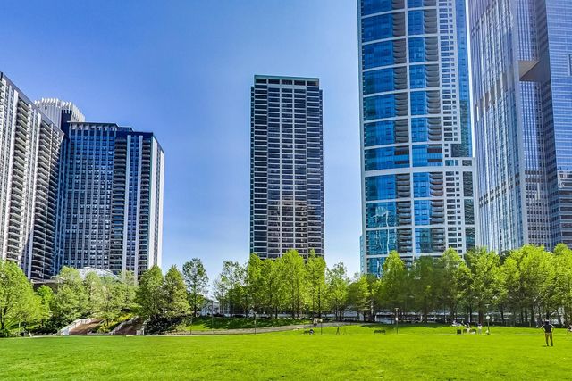 360 E Randolph Street 2506, Chicago, IL 60601
