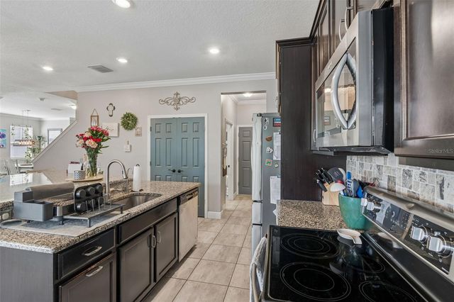 12312 LAKE BLVD, New Port Richey, FL 34655